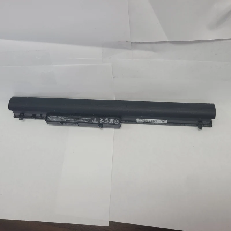 HP Type LA03DF Model HSTNN-DB8N Battery