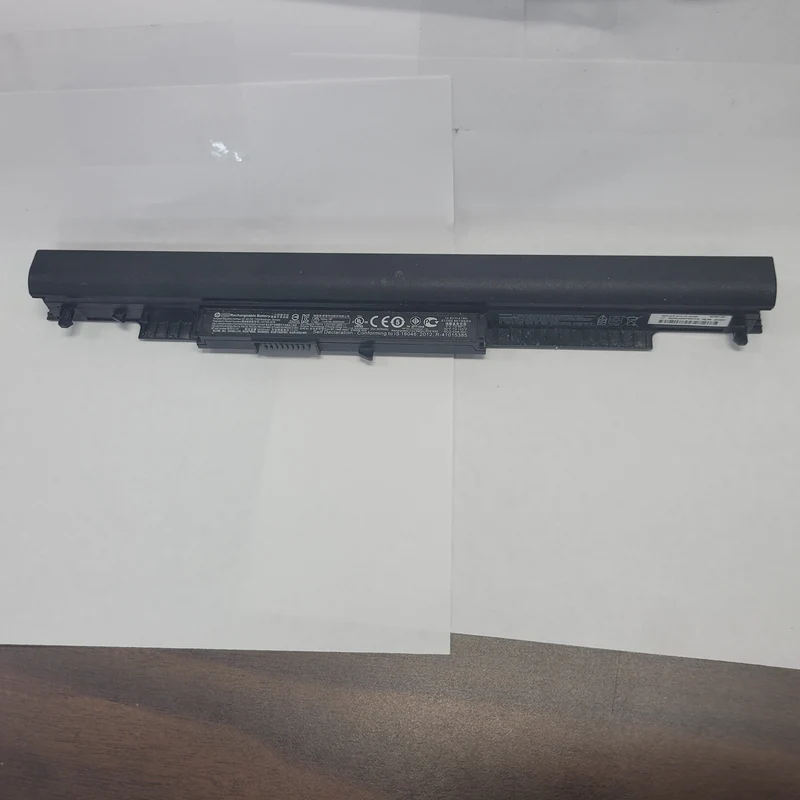HP Type HS04 Model HSTNN-IB7B 14.8V 26.2Wh