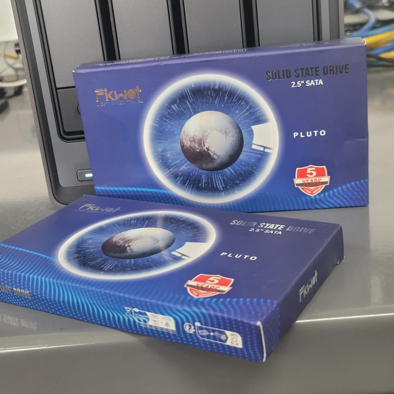 Fikwot Light Speed Travel SSD 2.5" SATA Pluto 5 Year Warranty Model FX815 256GB