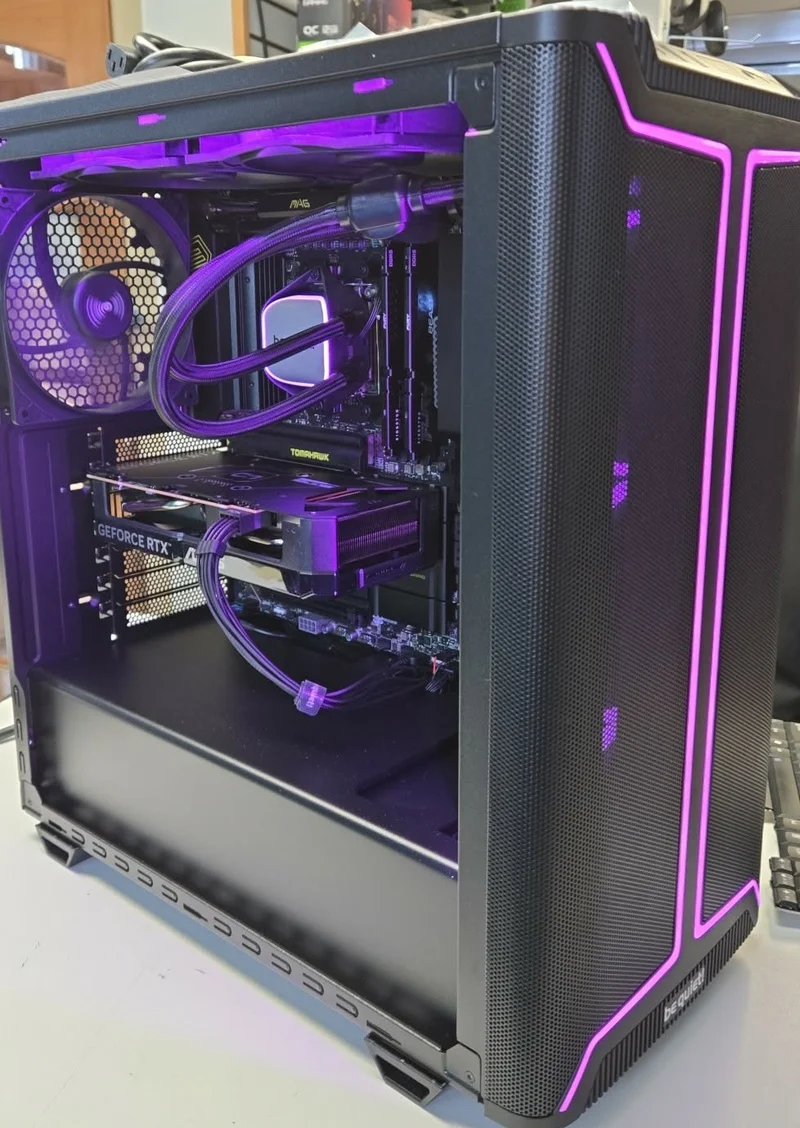 PC GAMING NEUF RTX5070 12 Go, Ryzen 9 7900X 32 GB DDR5 2TB NVMe