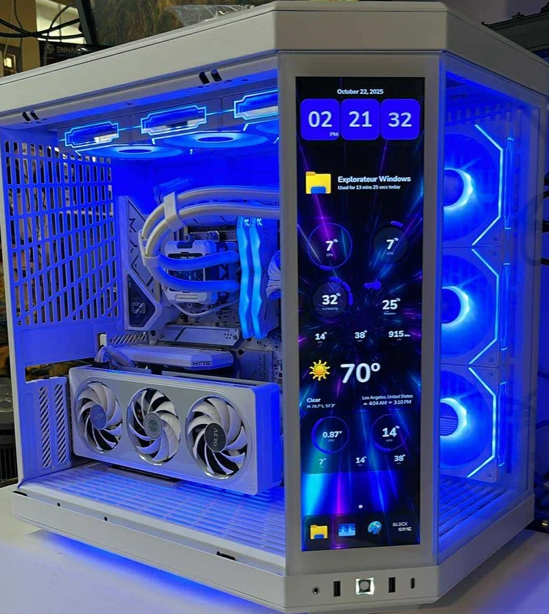 PC GAMING NEUF RTX5060 Intel i7-12700KF 32GB DDR5 SSD 2TB NVMe 256GB NVMe WiFi Y70 Blanc