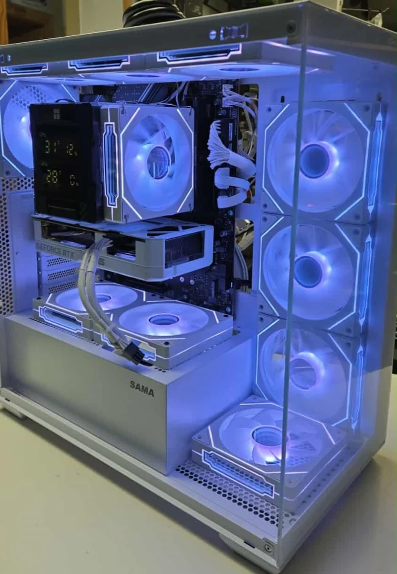 PC GAMING NEUF RTX5060 8Go i7-14700K 32GB DDR4 SSD 2 TB NVMe WiFi Sama Blanc