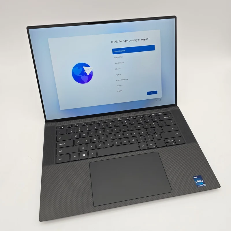 Dell Precision 5570, RTX A2000, i7-12700H, 32GB DDR5, 512GB NVMe, 15.6" WUXGA 60Hz, Windows Workstation Laptop