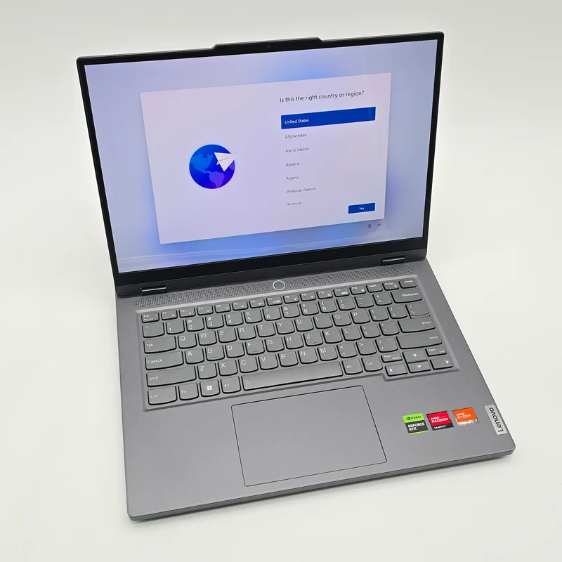 Lenovo Legion 5 Slim, RTX 4060, AMD Ryzen 7 7840HS, 32GB DDR5, 1TB NVMe, 14" QHD+ OLED 120Hz, Windows Gaming Laptop