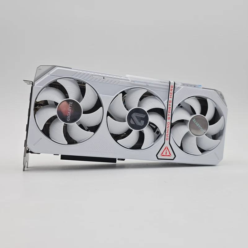 RX 9070 XT Gigabyte Gaming Ice OC 16GB, AMD Gaming Graphics Card GPU