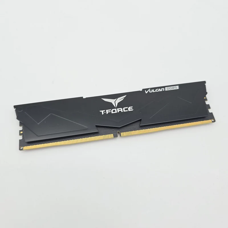 TeamGroup T-Force Vulcan 16GB DDR5, 6000MHz, Cl38-46-46-76, Desktop Gaming Memory RAM (1x16GB)