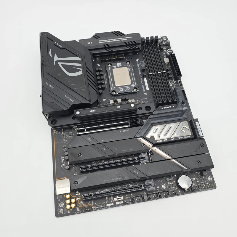 ASUS ROG STRIX Z790-E Gaming WiFi II Gaming Motherboard, Intel Core i7-14700K Gaming Processor CPU Combo