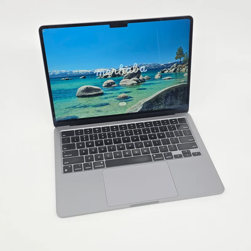 Apple MacBook Air 13" (2022), Apple M2 CPU, 16GB RAM, 500GB Storage