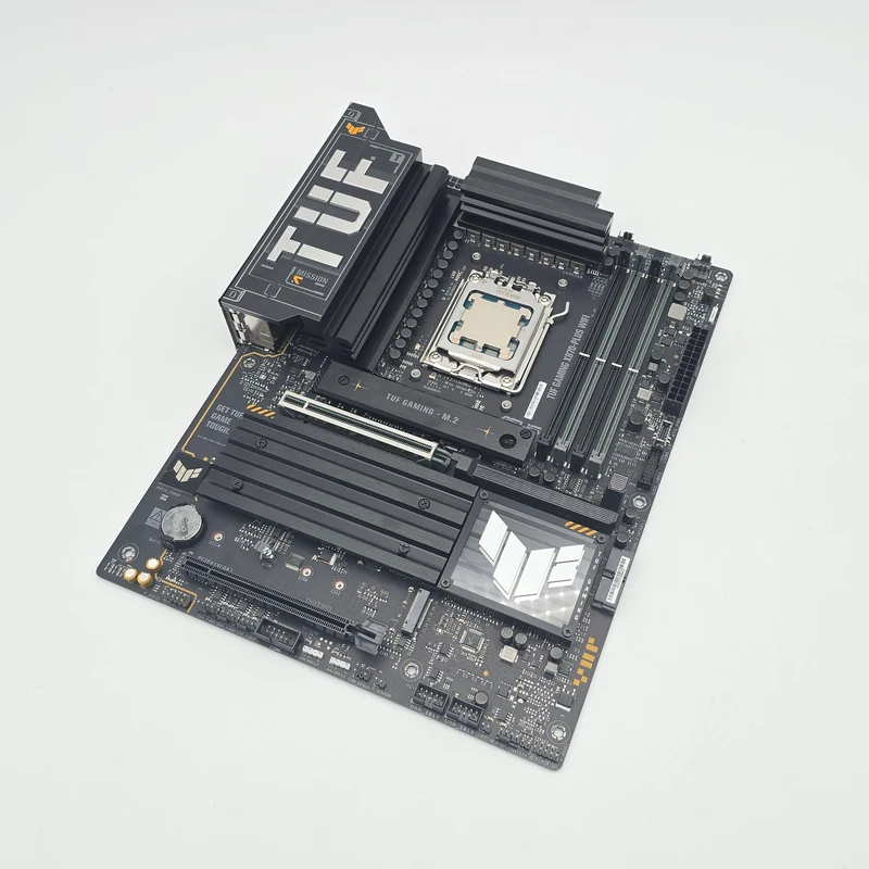 ASUS TUF Gaming X870-Plus WiFi Gaming Motherboard + AMD Ryzen 7 9700X Processor CPU Combo