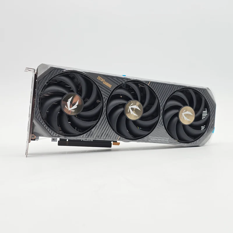 RTX 5070 Zotac Gaming Solid OC 12GB, NVIDIA Gaming Graphics Card GPU