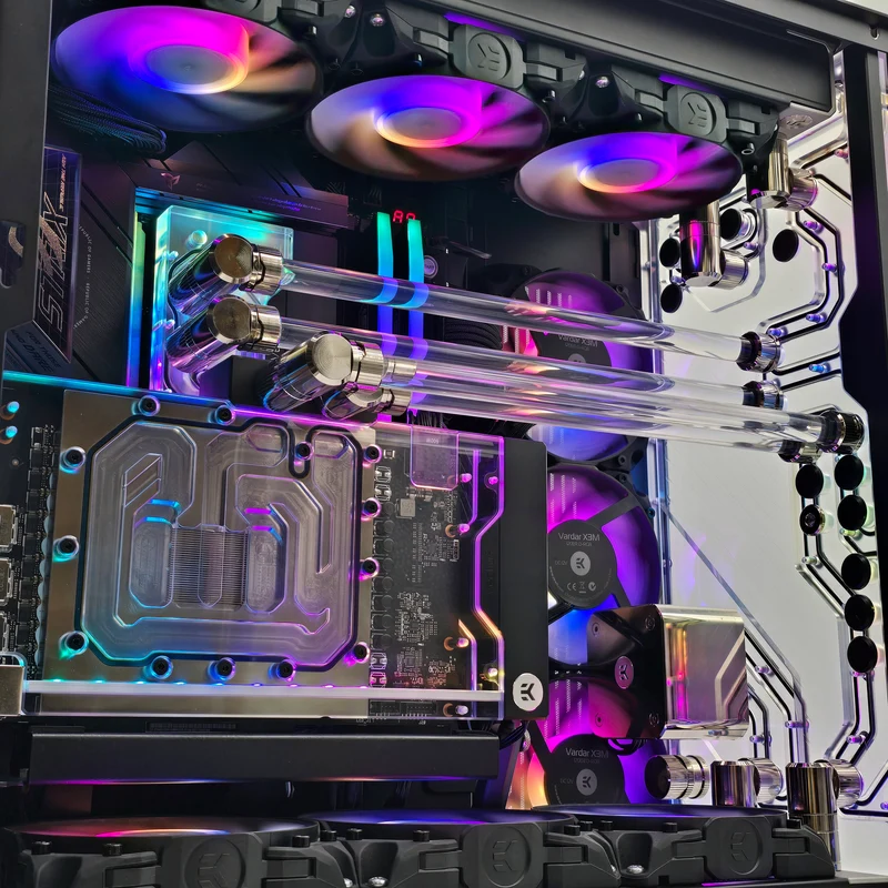 RTX 4090, Ryzen 9950X3D, 96GB DDR5, 4TB NVMe, Custom Liquid Cooled EK Gaming PC