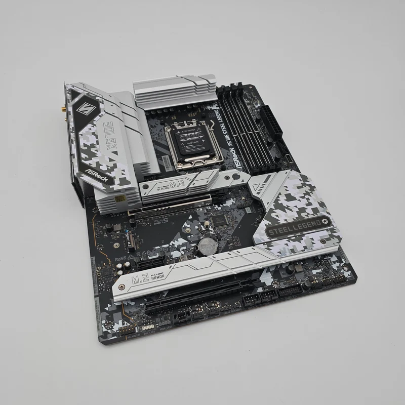 ASRock X670E Steel Legend, Socket AM5 ATX Gaming Motherboard
