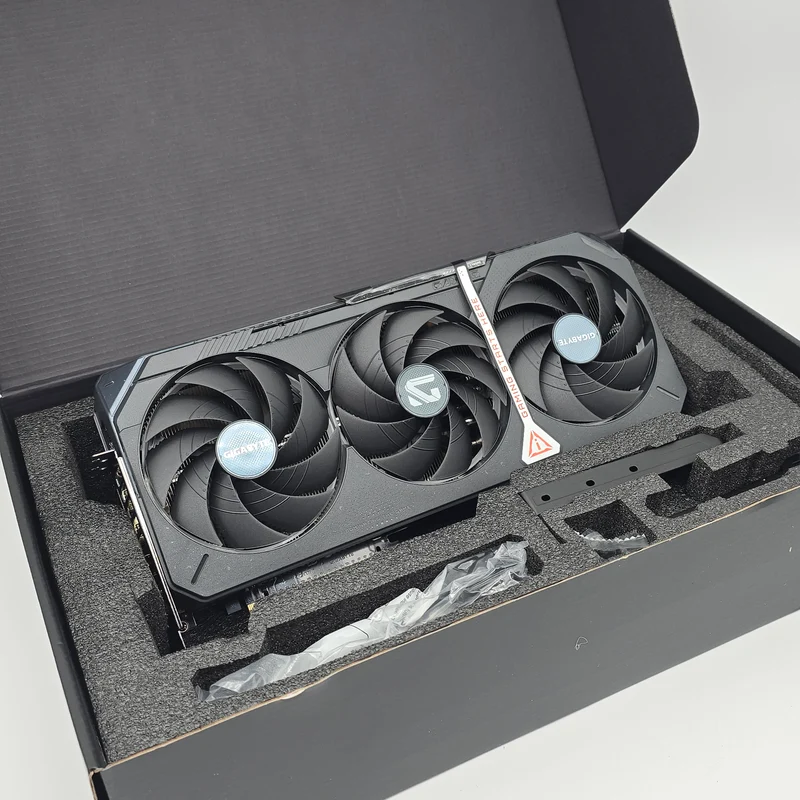 RTX 5090 Gigabyte Gaming OC 32GB, NVIDIA Gaming Graphics Card GPU