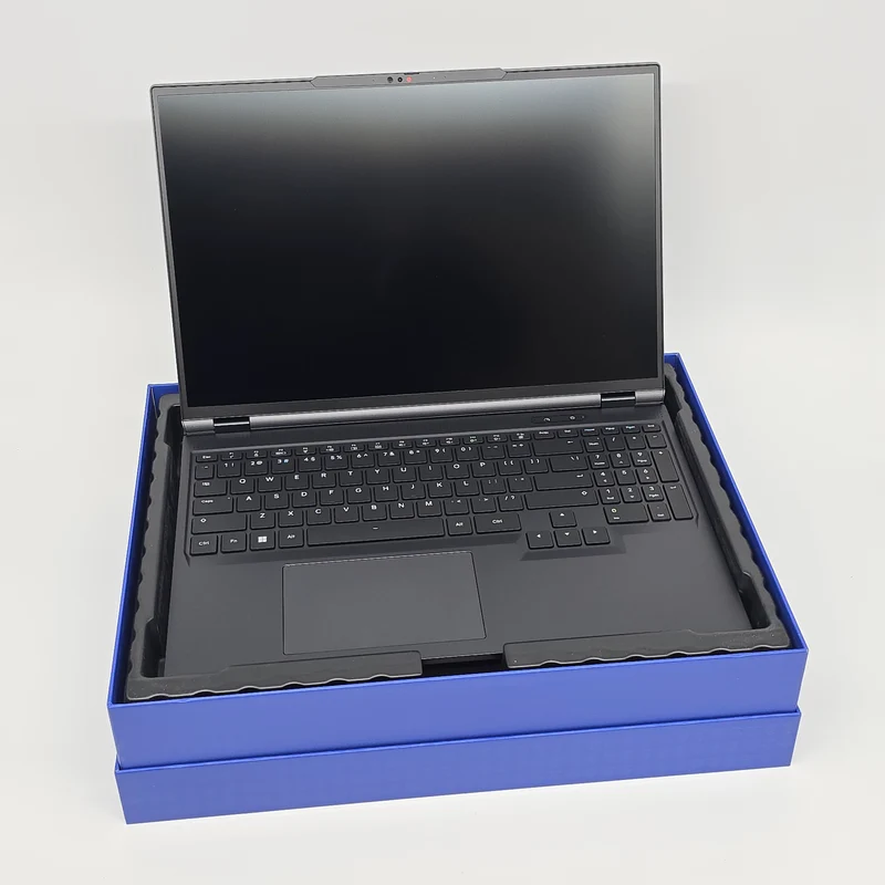 Eluktronics Hydroc 16, RTX 4090, Intel i9-14900HX, 8TB NVMe, 64GB DDR5, 240Hz QHD Gaming Laptop