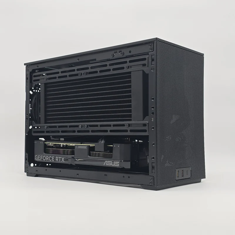 RTX 4070 Ti Super, Intel 13600KF, 32GB DDR5, Mini-ITX Meshlicious Gaming PC