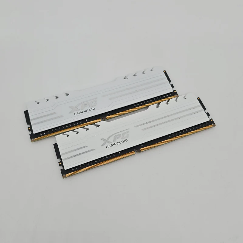 XPG Gammix D10 White DDR4 RAM 16GB, 2x8GB, CL16-20-20 Memory