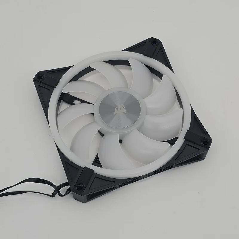 Corsair QL 140 RGB Fan 140mm, QL140 RGB