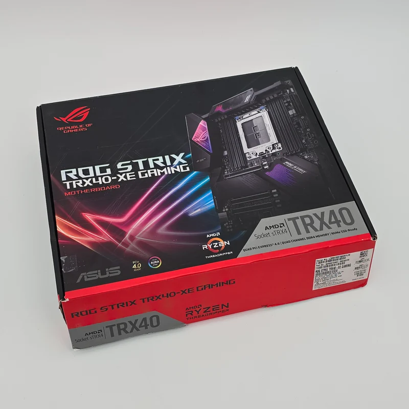 ASUS ROG STRIX TRX40-XE Gaming Motherboard for AMD Ryzen Threadripper Socket sTRX4