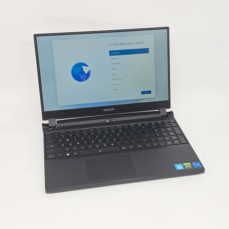 Gigabyte Aorus 5 SE Gaming laptop, RTX 3070, Intel i7-12700H, 64GB RAM, 2TB NVMe, 144Hz