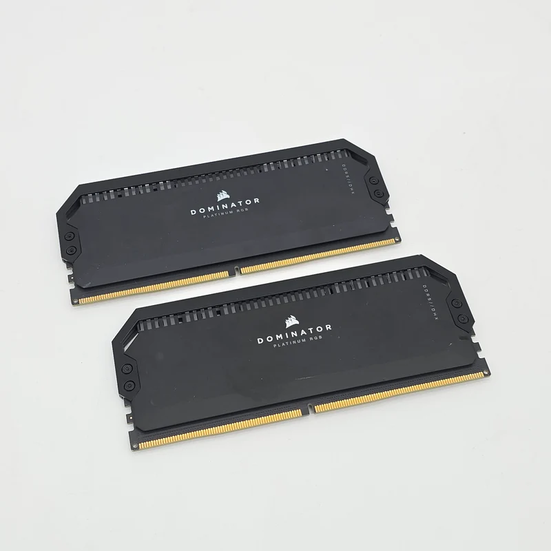 32GB DDR5 Corsair Dominator Platinum RGB RAM, 2x16GB Sticks, 6000MHz, CL36-38-38-76
