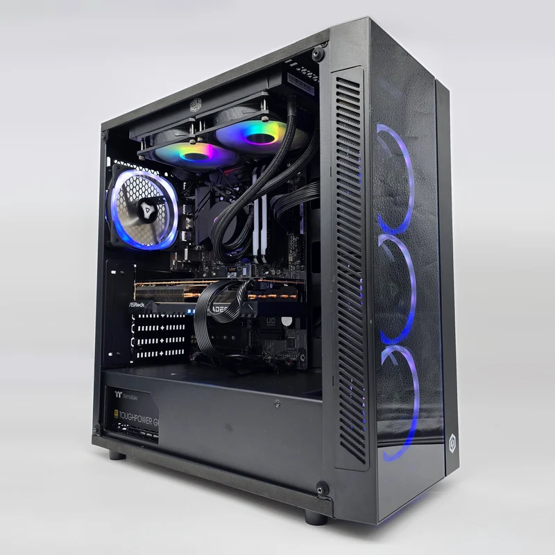 AMD RX 7900 GRE, Ryzen 5700G, 32GB RAM, 1TB NVMe, Custom Liquid Cooled Gaming PC