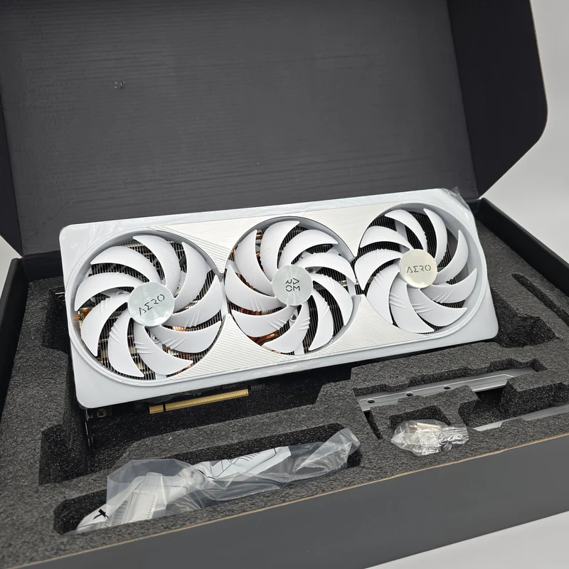 RTX 4080 Super Gigabyte AERO OC 16GB White, NVIDIA Gaming Graphics Card GPU