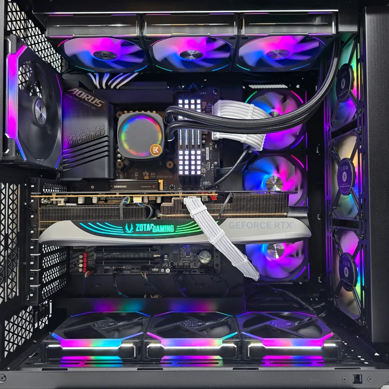 RTX 4090, Intel i9-12900K, 32GB RAM, 2TB NVMe, Pre-Owned Gaming PC