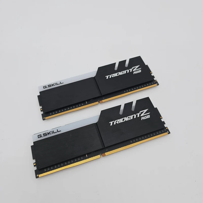 16GB RAM TridentZ G.Skill NEO RGB, 2x8GB, DDR4, CL18-22-22-42