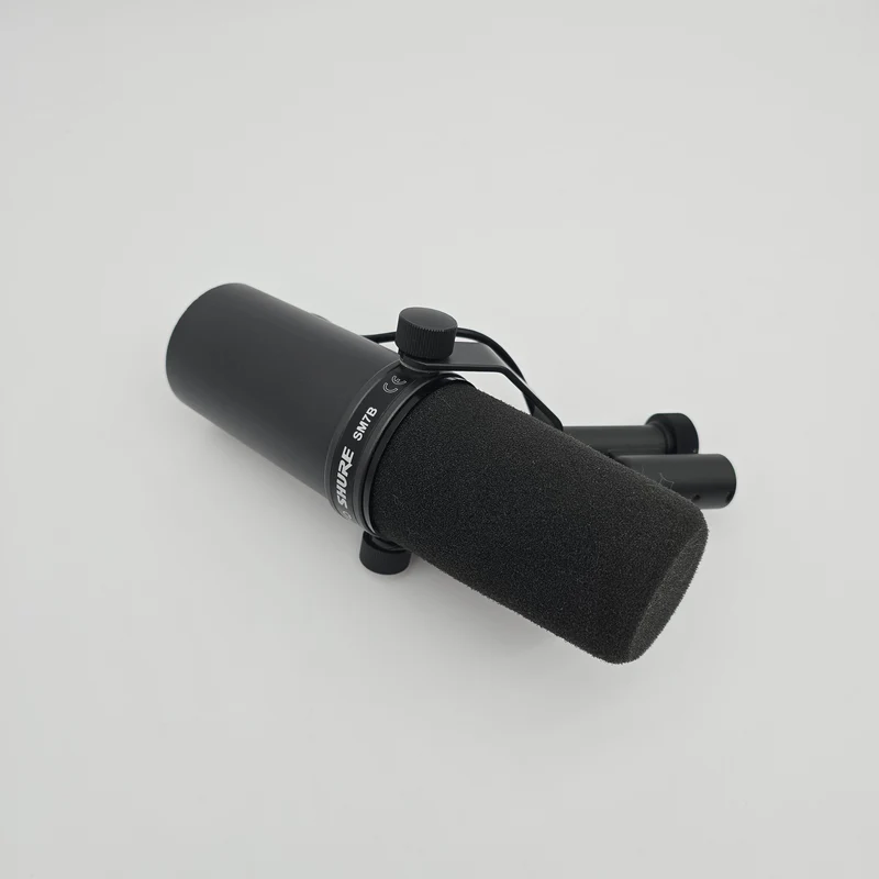 Shure SM7B Dynamic Vocal Microphone for Podcasting, Streaming, Broadcasting