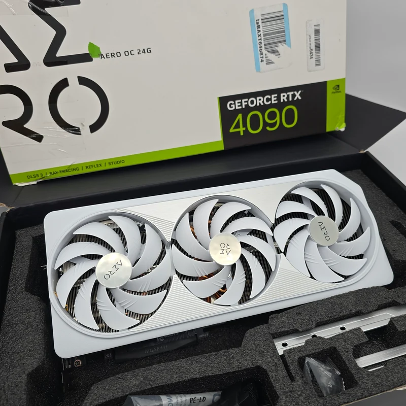 RTX 4090 Gigabyte AERO OC 24GB White, NVIDIA Gaming Graphics Card GPU
