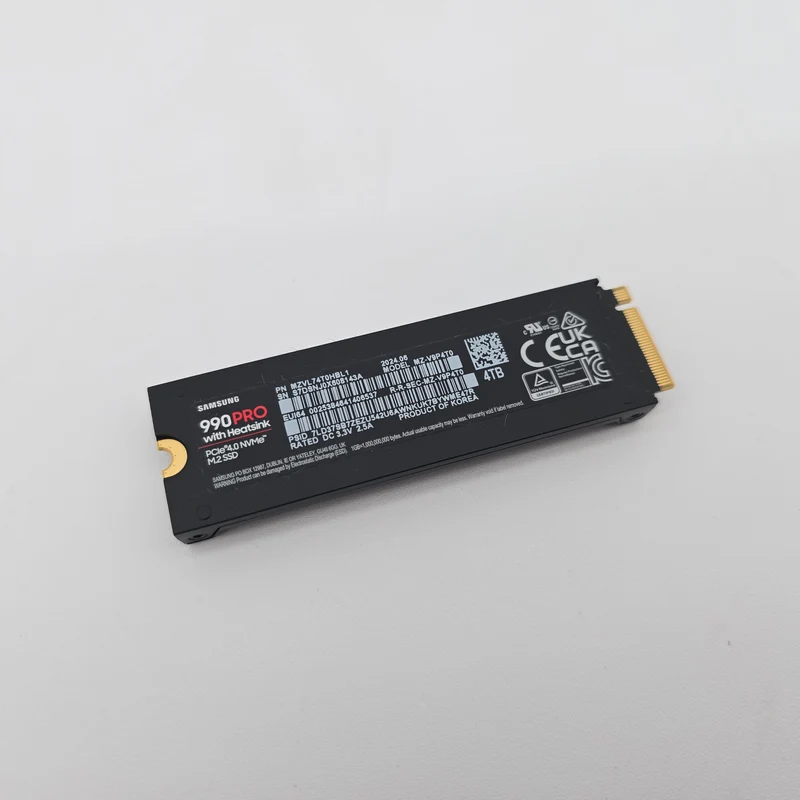 Samsung 990 Pro 4TB NVMe SSD with Heatsink, M.2 2280, 7,450 MB/s