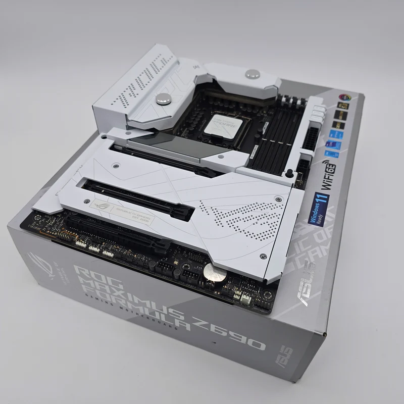 ASUS ROG MAXIMUS Formula Z690 DDR5, Intel Socket LGA 1700 Gaming Motherboard